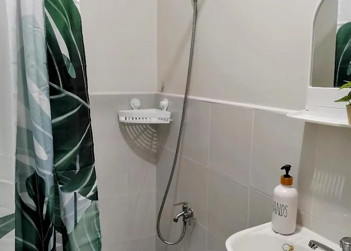 Apartment Isla Hiraya Staycation- Plumera Mactan Cebu *
